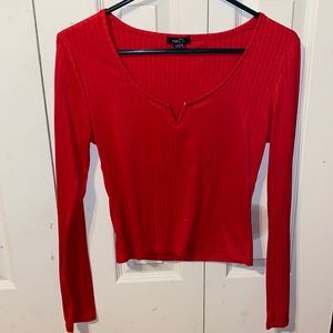 Cute red long sleeve shirt from Rue 21. Size M